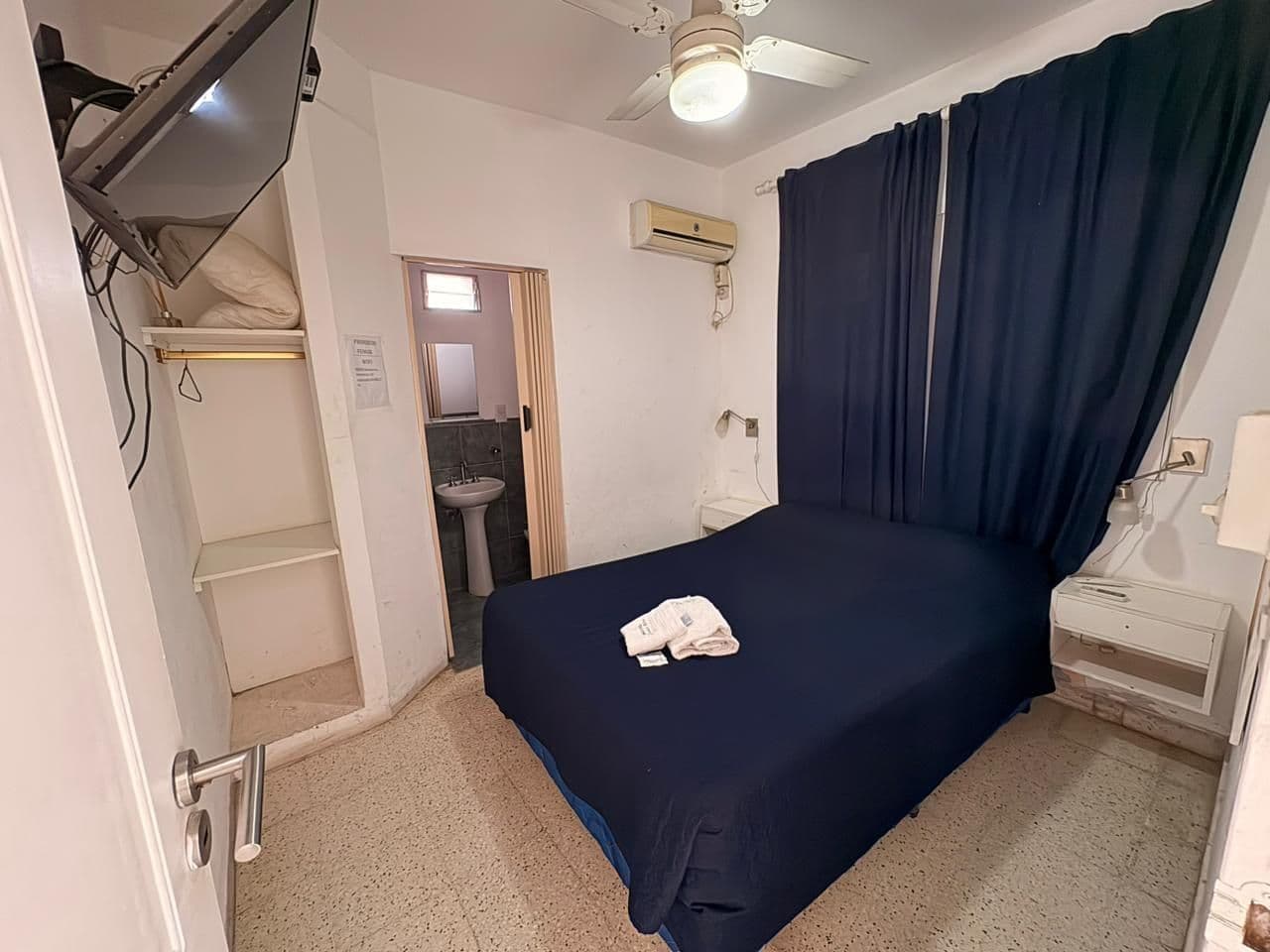 <h3>Rooms</h3>